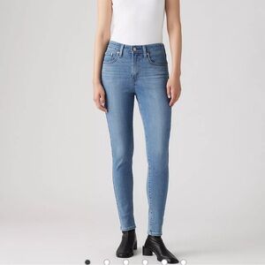 Levi’s High Rise Skinny Jean